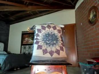 little_izzi webcam model stream image