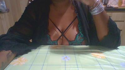 Leonessablack webcam model stream image