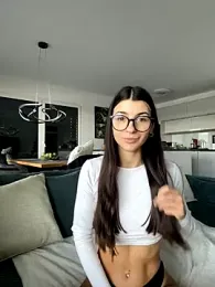 Wildberry_ webcam model stream image