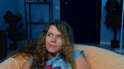 FalineCleverley webcam model stream image