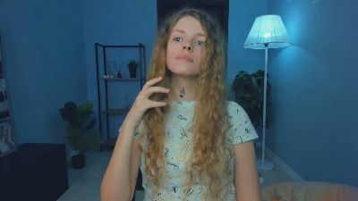 FalineCleverley webcam model stream image