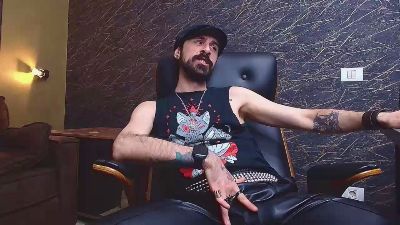 AxelColton webcam model stream image