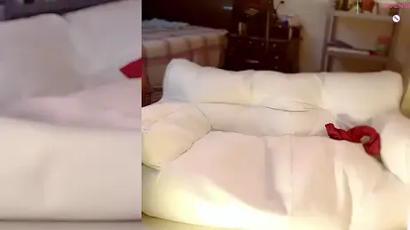 Krismil3 webcam model stream image