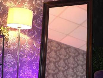 AlmaVelia webcam model stream image