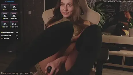 GracieGalaxy webcam model stream image