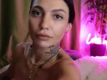 ashley_is_heree webcam model stream image