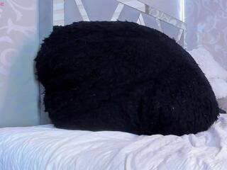 Reynel Castro webcam model stream image