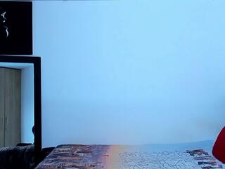 Cris Cruz webcam model stream image