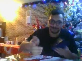 real_coupl3 webcam model stream image