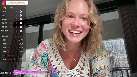 _Stefanie_Collins_ webcam model stream image