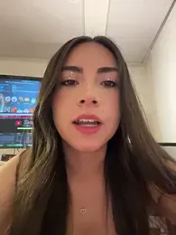 Melody_04 webcam stripchat model stream image