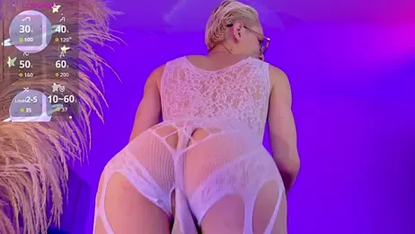 liiamluna_ webcam model stream image