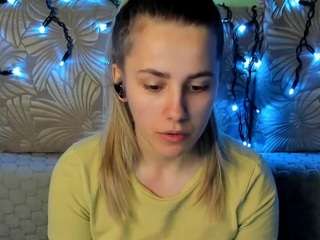 maggiecake webcam model stream image