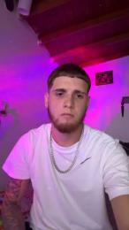 MatteoCross webcam model stream image