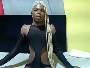 WildHornyTiger18 webcam model stream image