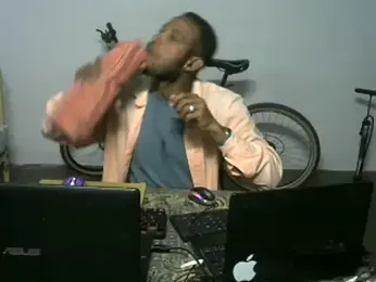 michel_sc webcam model stream image