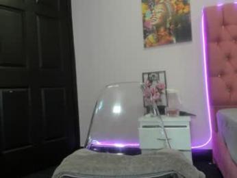 mazeekiin webcam model stream image