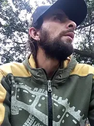 hairy_mannn webcam model stream image