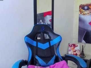 zoeconnor19 webcam model stream image