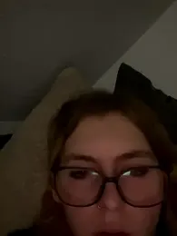 Milly-Kiss webcam model stream image