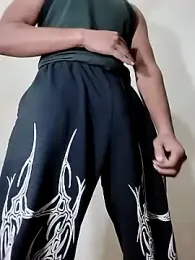 Varanasidaddy069 webcam model stream image