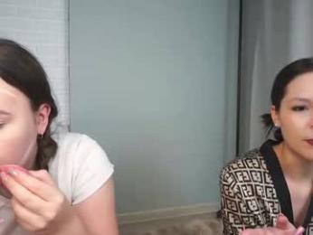 holyhee webcam model stream image