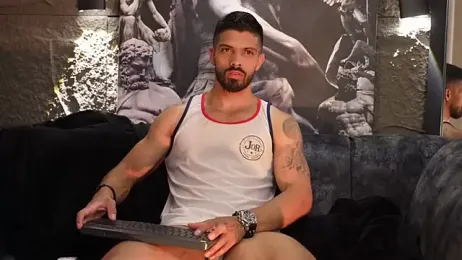 DannSaenz webcam model stream image