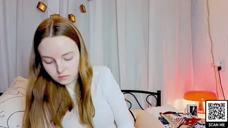 bae_cake_ webcam model stream image