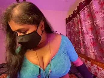 LouleyRanii webcam model stream image