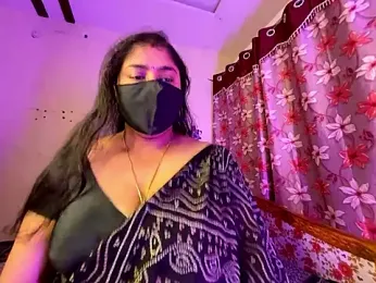 LouleyRanii webcam stripchat model stream image