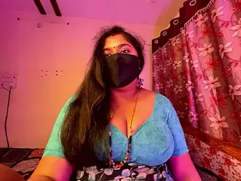 LouleyRanii webcam model stream image