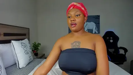 Renee-18 webcam model stream image