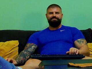 Xtream Leonard webcam model stream image