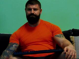 Xtream Leonard webcam model stream image