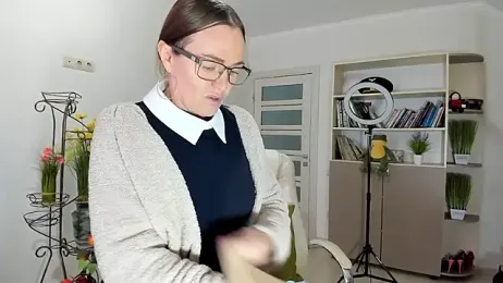 Vika73 webcam stripchat model stream image