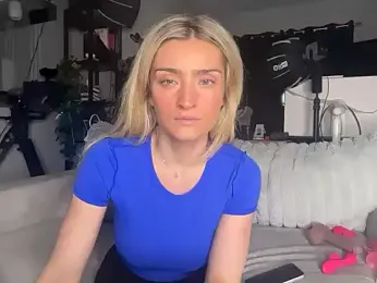 meggsworld webcam model stream image