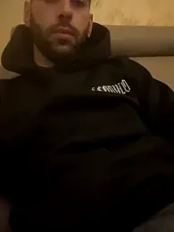 Enzoblood1 webcam model stream image