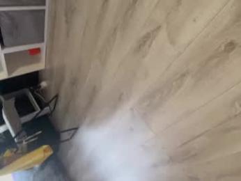 marc105100 webcam model stream image