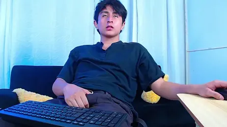 Zyan18 webcam model stream image