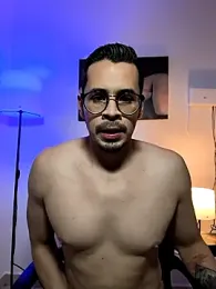 towers_j webcam model stream image