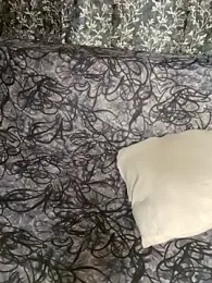 shuhana_ webcam model stream image