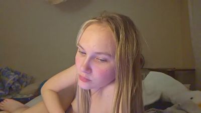 EleaseRaine webcam model stream image