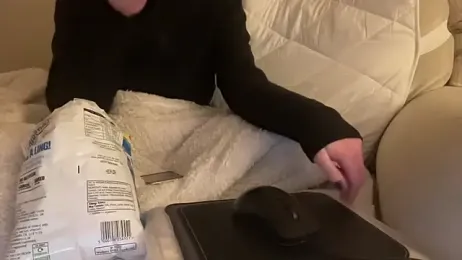 18yoteenvirgin webcam model stream image