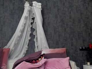 evellynereys webcam model stream image