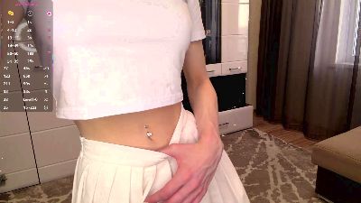 LorraineQueal webcam model stream image