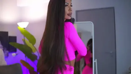 RaquelleVon webcam model stream image