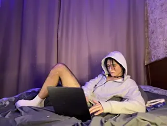 NikGive webcam stripchat model stream image