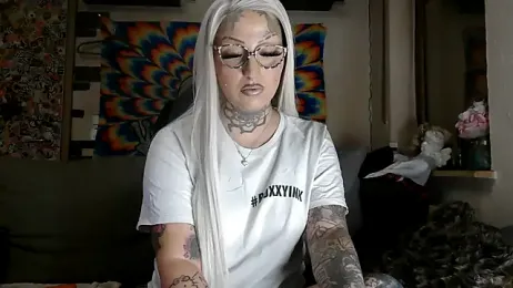 RoxxyInk webcam model stream image