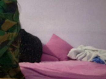 GirlPanter webcam model stream image