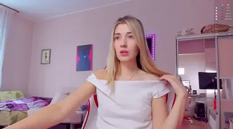 HotCarolineXO webcam model stream image